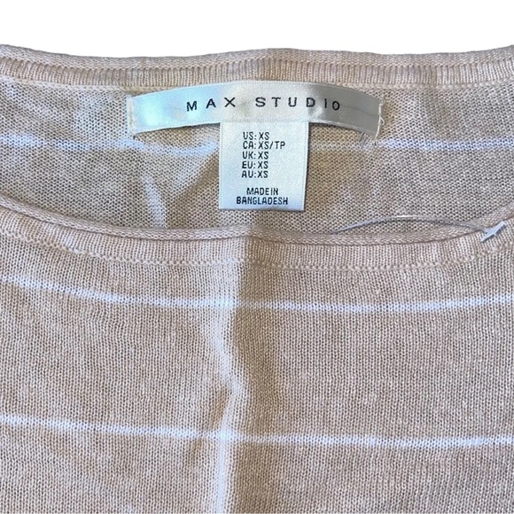 Oversized Linen Sweater - Picture 4 of 7